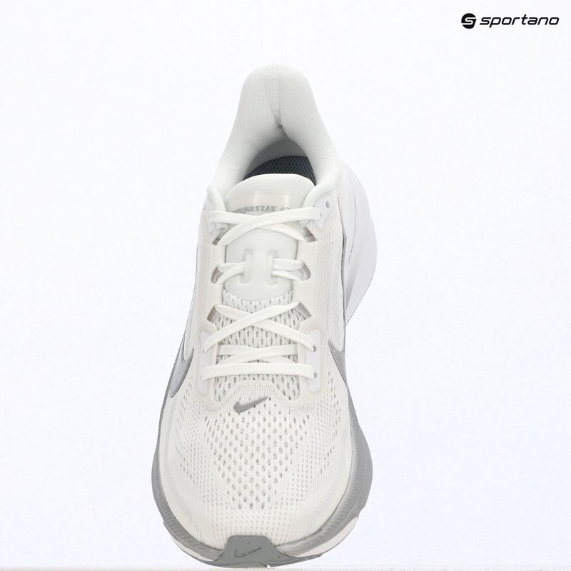 Women's running shoes Nike Pegasus 42 white/wolf grey/metallic silver 13