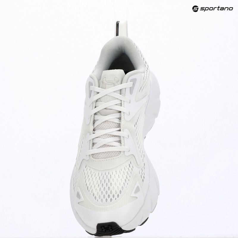 Training shoes Under Armour Aura white/halo gray/black 9