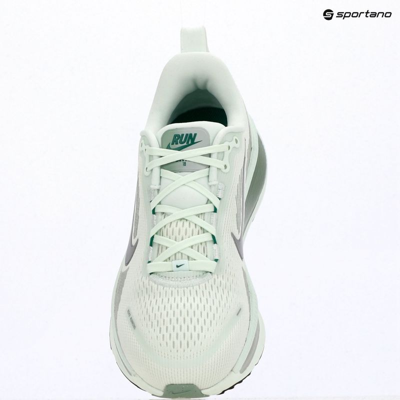 Women's running shoes Nike Vomero 18 barely green/steam/metallic silver 14