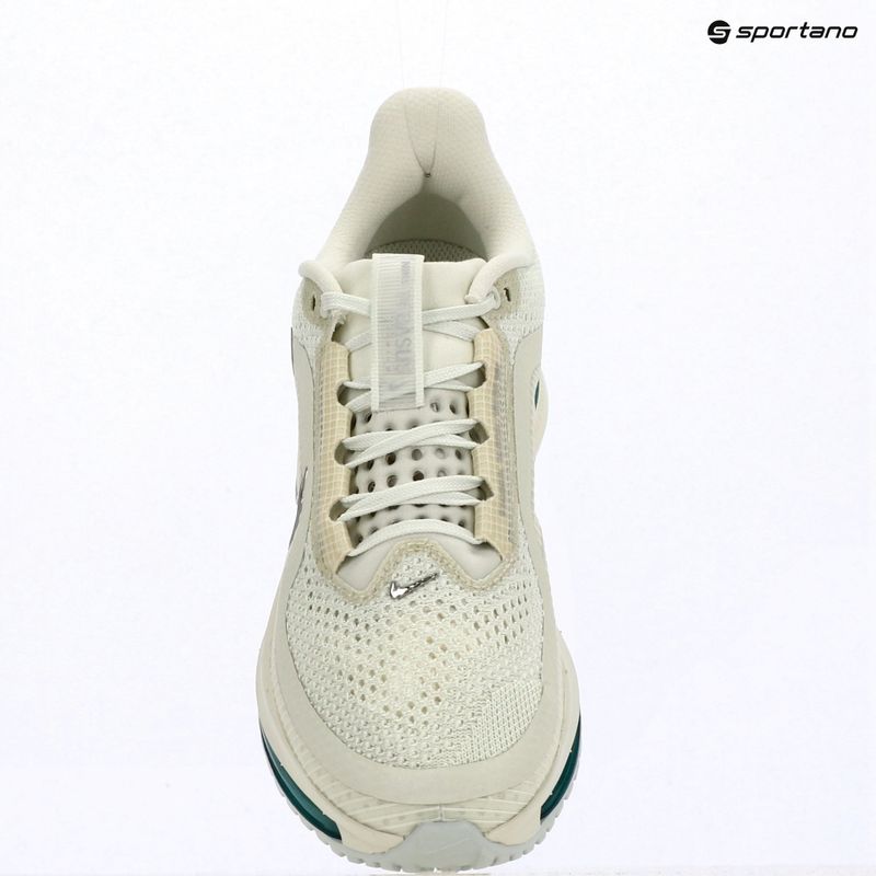 Women's running shoes Nike Pegasus Premium sea glass/malachite/metallic silver 15