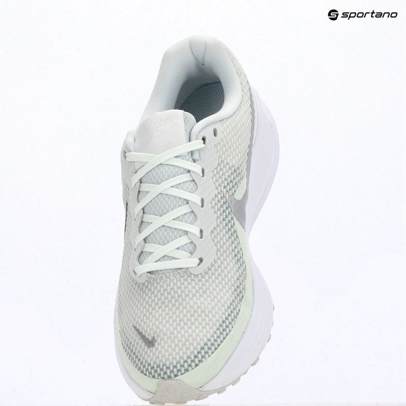 Women's running shoes Nike Revolution 8 off white/barely green/metallic silver 15