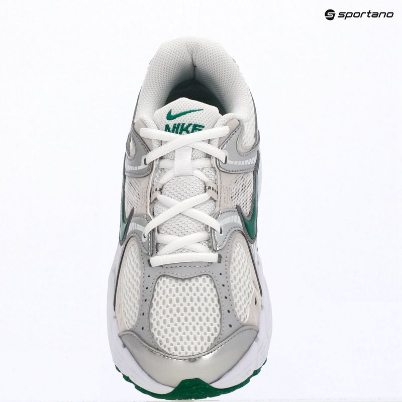 Shoes Nike V5 RNR whitevast grey/malachite 14