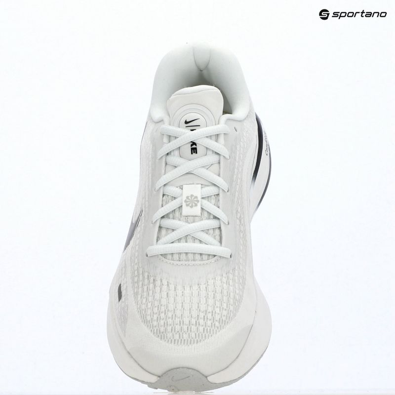 Men's running shoes Nike Journey Run summit white/black/white/metallic silver 14