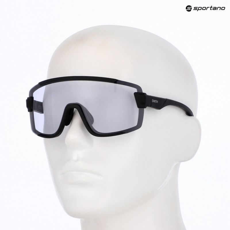 Smith Wildcat matte black/photochromic clear to gray/clear sunglasses 3
