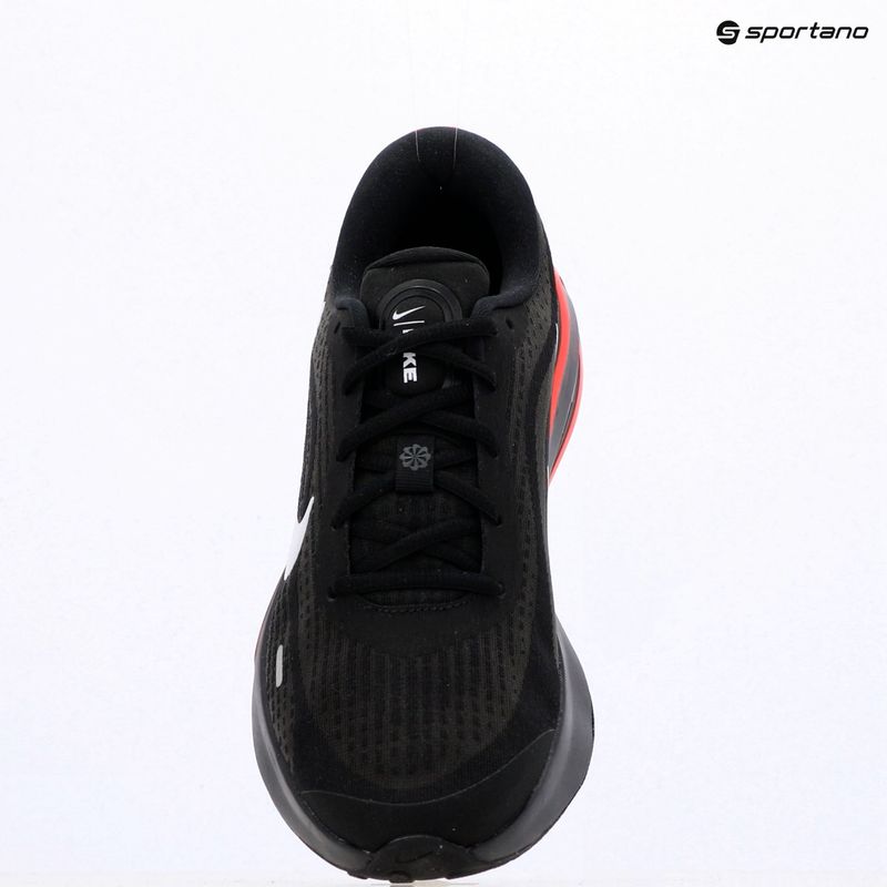 Men's running shoes Nike Journey Run black/dark smoke grey/red orbit/white 17