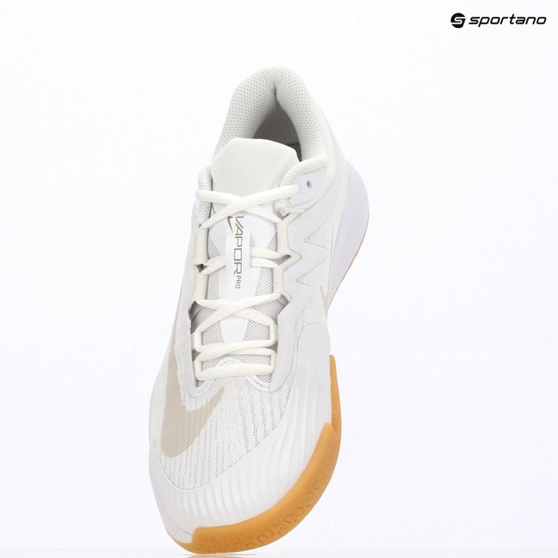 Men's tennis shoes Nike Vapor Pro 3 white/linen/light orewood brown 10