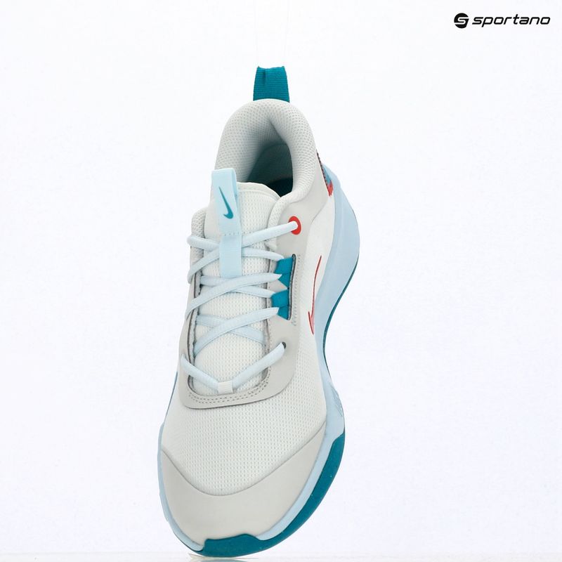 Children's shoes Nike Omni Multi-Court off white/energy/glacier blue 10