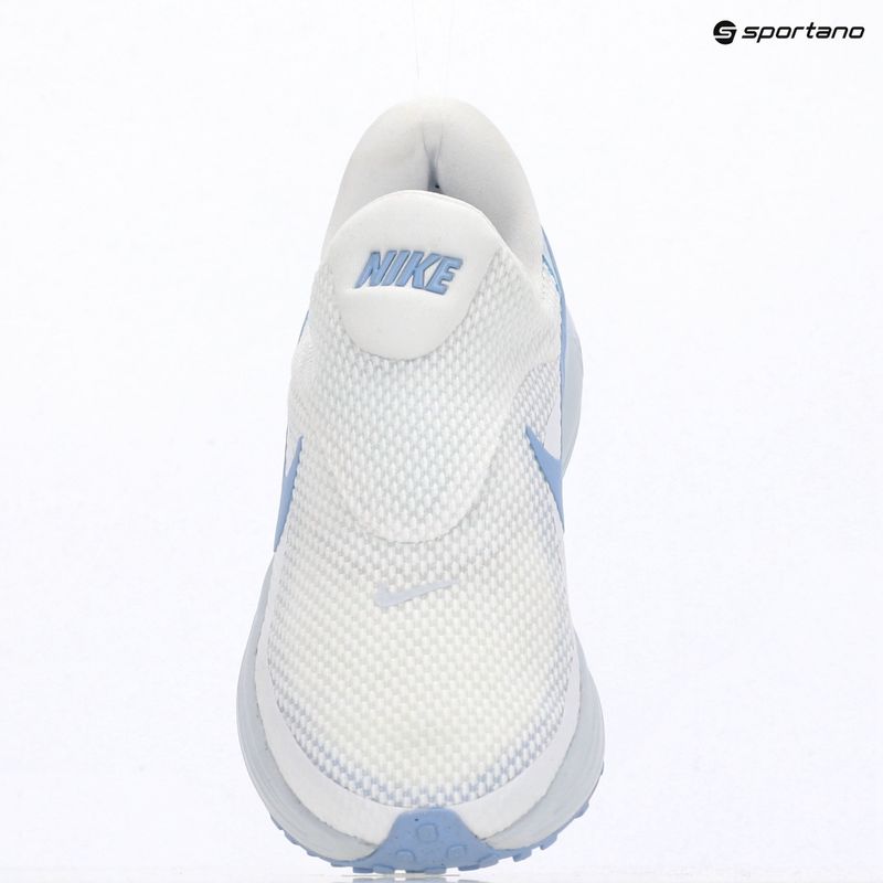 Women's running shoes Nike Revolution 8 EasyOn white/football grey/aluminum 6