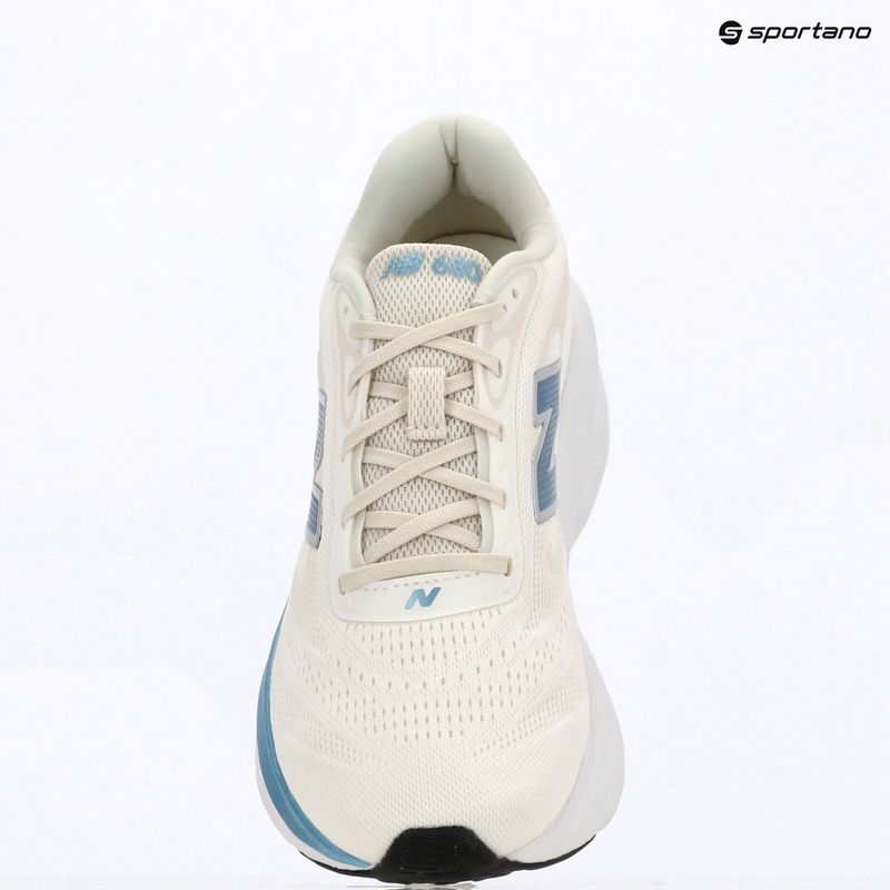 Women's running shoes New Balance Fresh Foam 680's V9 sea salt/altitude metallic/white 9