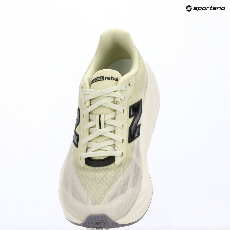 Men's running shoes New Balance FuelCell Rebel V5 pistachio butter/digital mist 9