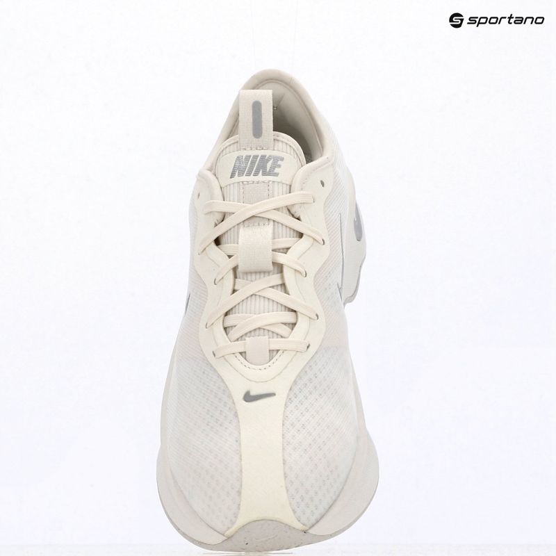 Women's shoes Nike Motiva 2 summit white/phantom/metallic silver 19