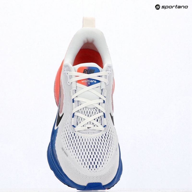 Men's running shoes Nike Vomero 18 white/racer blue/atomic pink/black 17