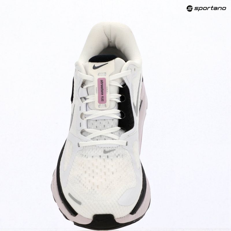Women's running shoes Nike Structure Plus white/black/metallic silver 14