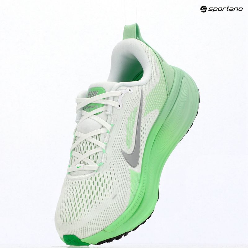 Women's running shoes Nike Vomero 18 white/illusion green/metallic silver 18