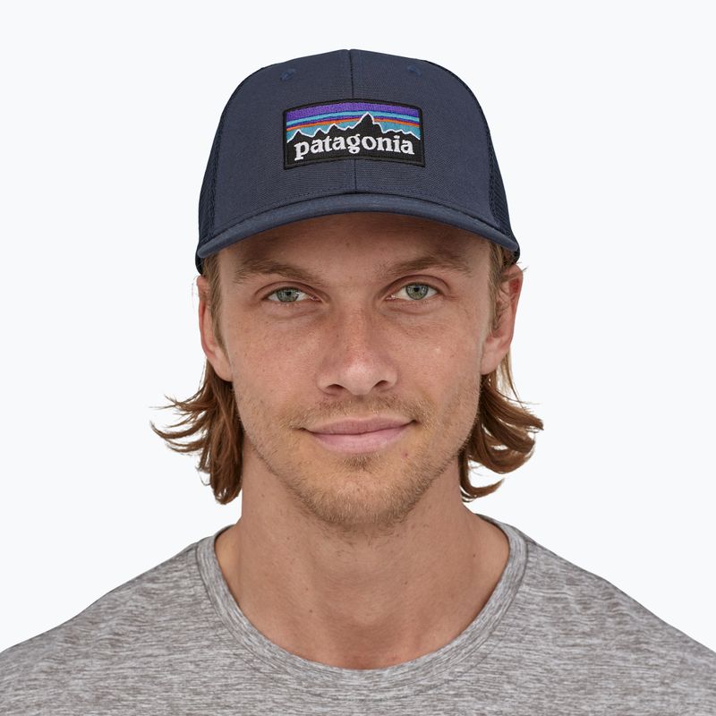 Patagonia P-6 Logo Truckerr navy bluer baseball cap 3