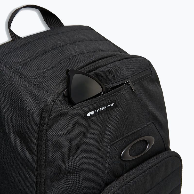 Oakley hiking backpack Oakley Enduro 25LT 4.0 blackout backpack 4