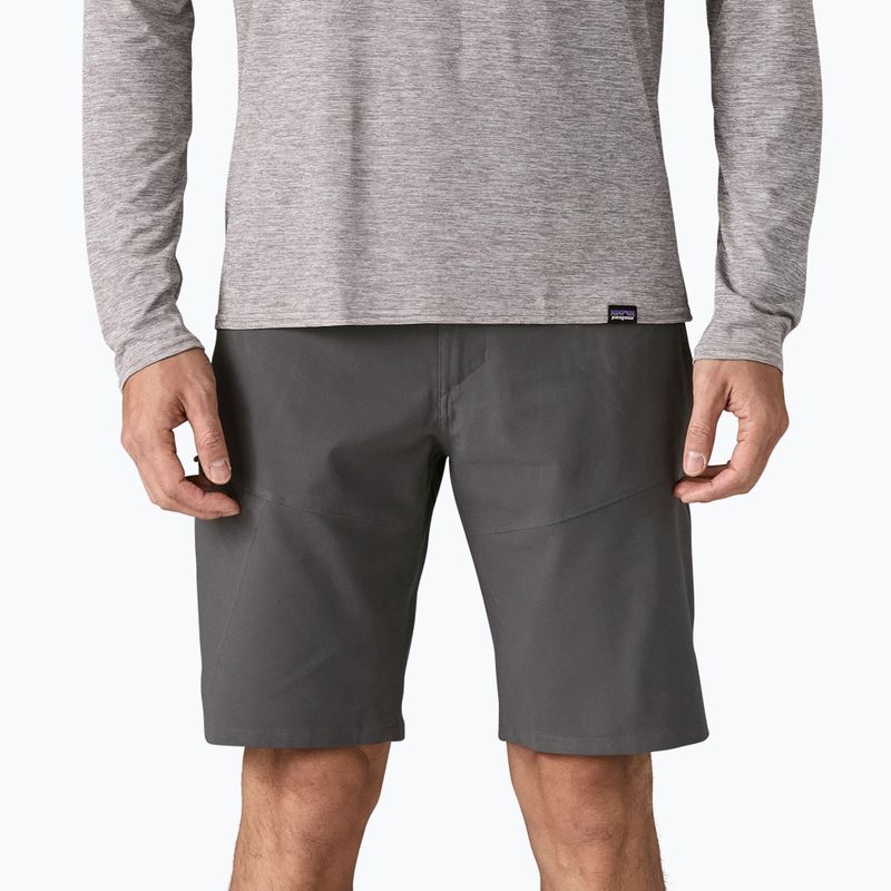 Patagonia men's Terravia Trail 10" forge grey shorts 4