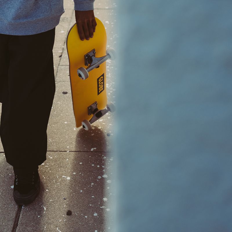 Globe Goodstock classic skateboard yellow 10