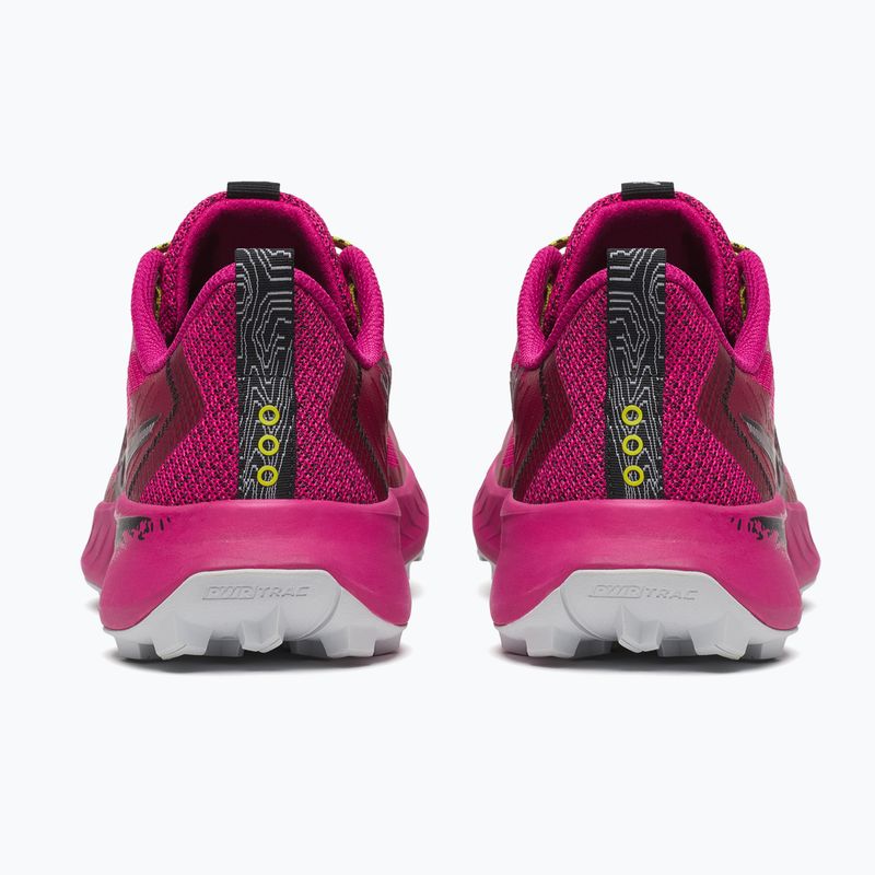 Women's running shoes Saucony Peregine 15 magenta / black 12