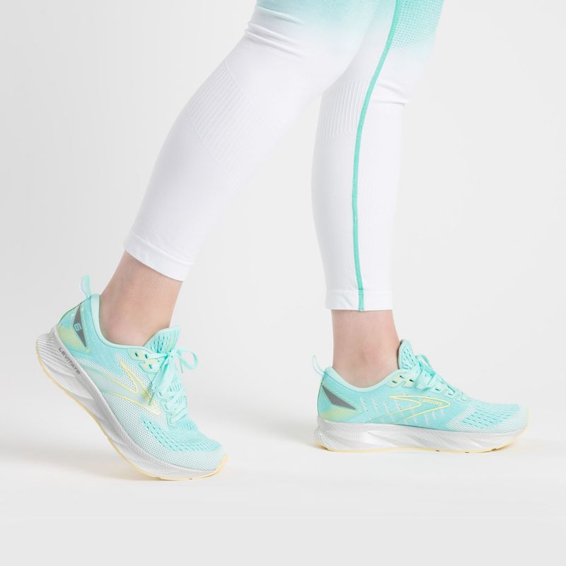 Brooks Levitate 6 women's running shoes green 1203831B483 2