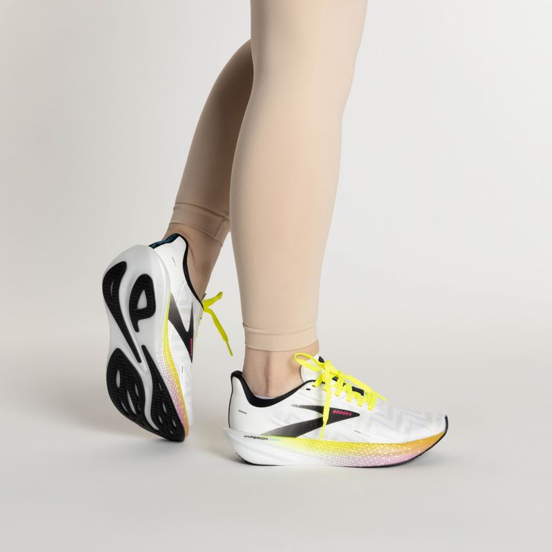 Brooks Hyperion Max women's running shoes white/black/nightlife 2