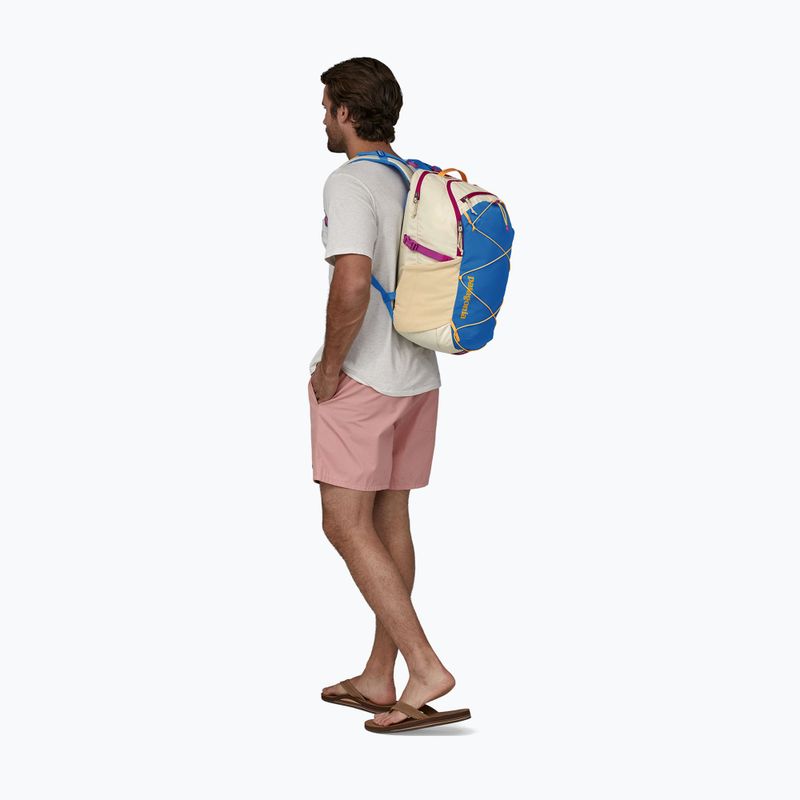 Patagonia Refugio Day Pack 30 l husk tan hiking backpack 9