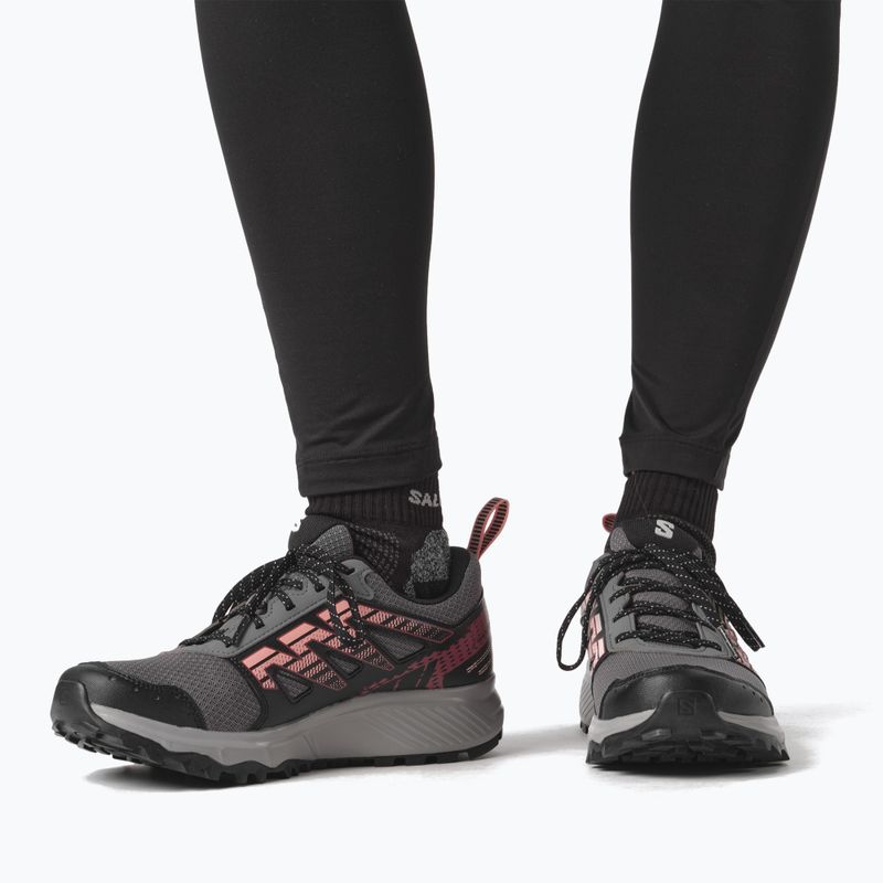 Women's running shoes Salomon Wander GTX plum kitten/black/pea 11