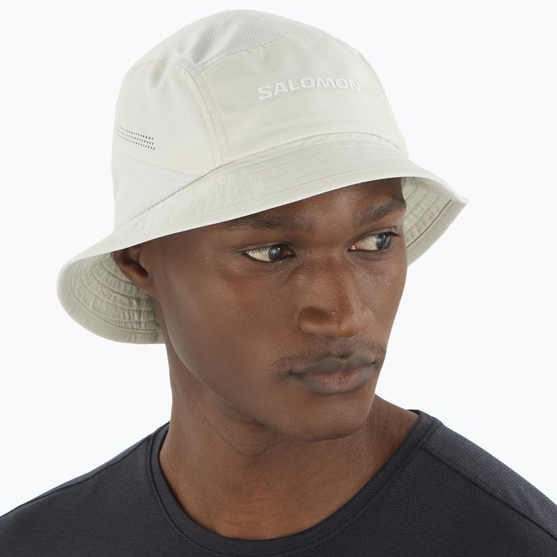 Salomon SHAKEout Bucket icicle hat 2