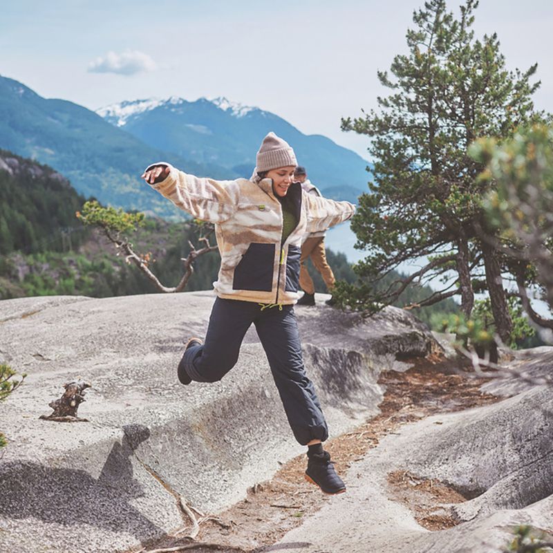 Women's snow boots Columbia Snowtrot Shorty black/sea salt 8