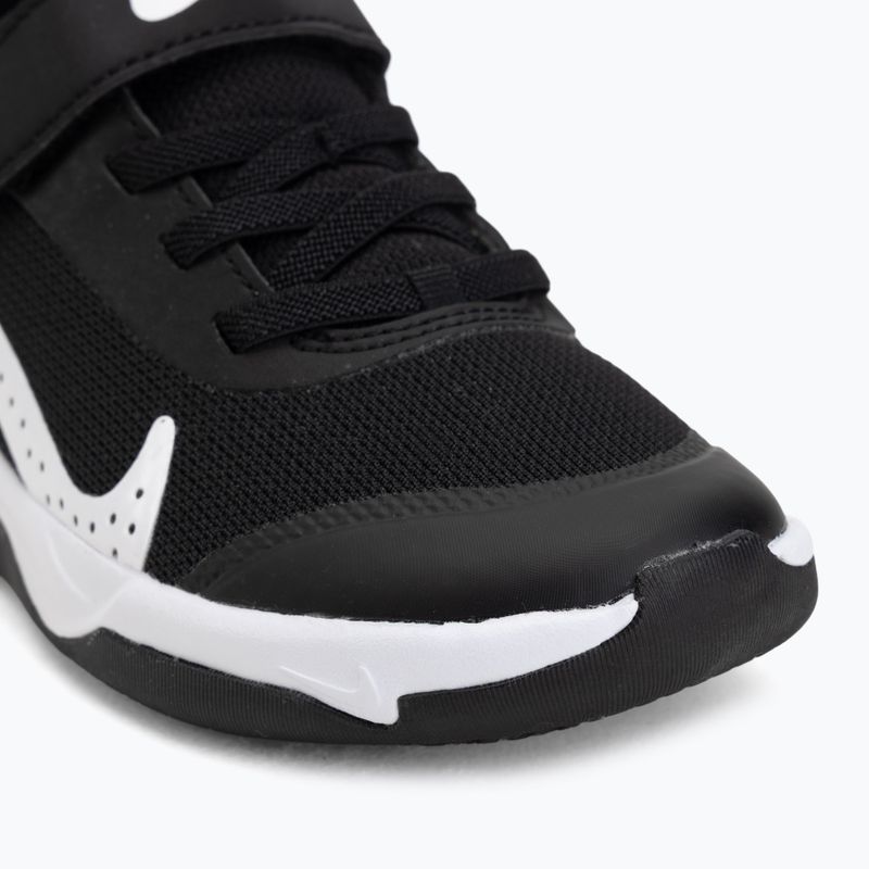 Children's shoes Nike Omni Multi-Court black/white 7
