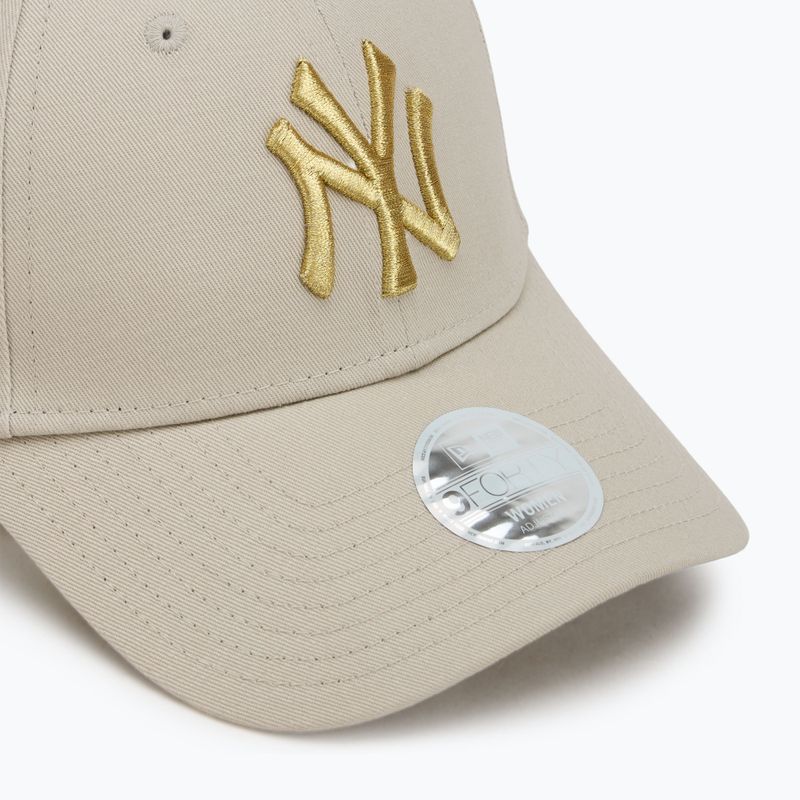 Women's New Era Metallic Logo 9Forty New York Yankees baseball cap light beige 3
