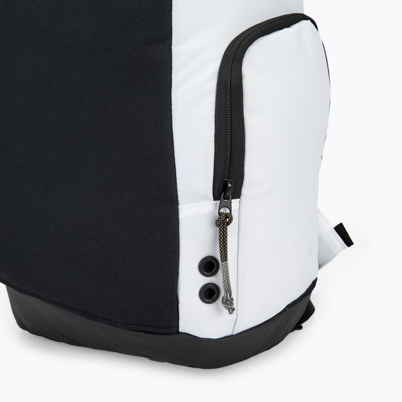 Nike Hoops Elite 32 l training backpack white/black/metallic gold 5