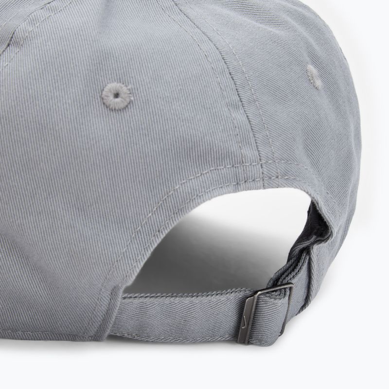 Nike Club Unstructured Futura Wash particle grey/white baseball cap 4