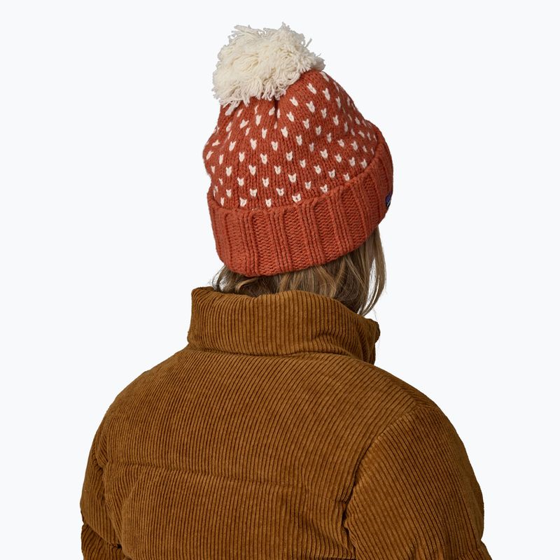 Patagonia Snowbelle winter beanie offset dot/burnished red 3