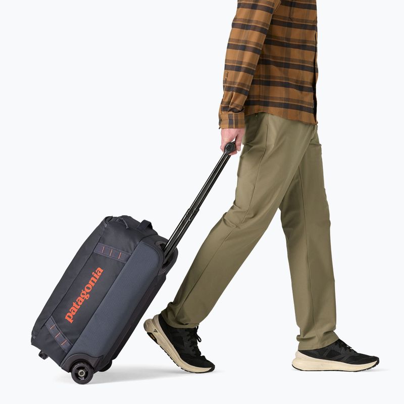 Patagonia Black Hole Wheeled Duffel 40 l smolder blue travel bag 5