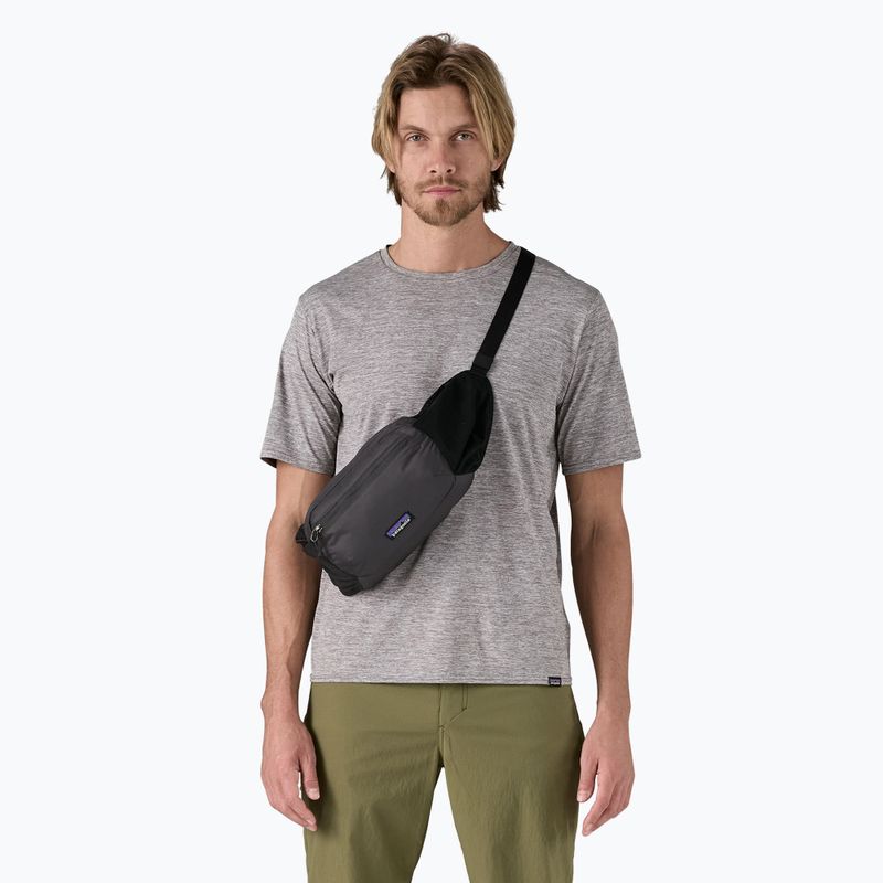 Patagonia Terravia Tote black kidney pouch 3