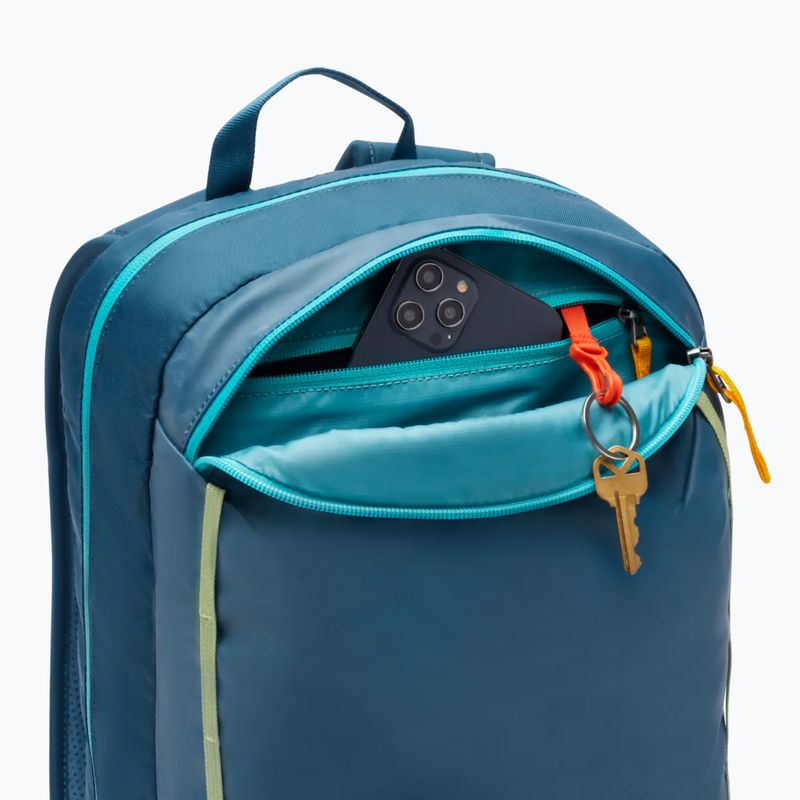 Cotopaxi Vaya 18L Cada Dia abyss hiking backpack 4