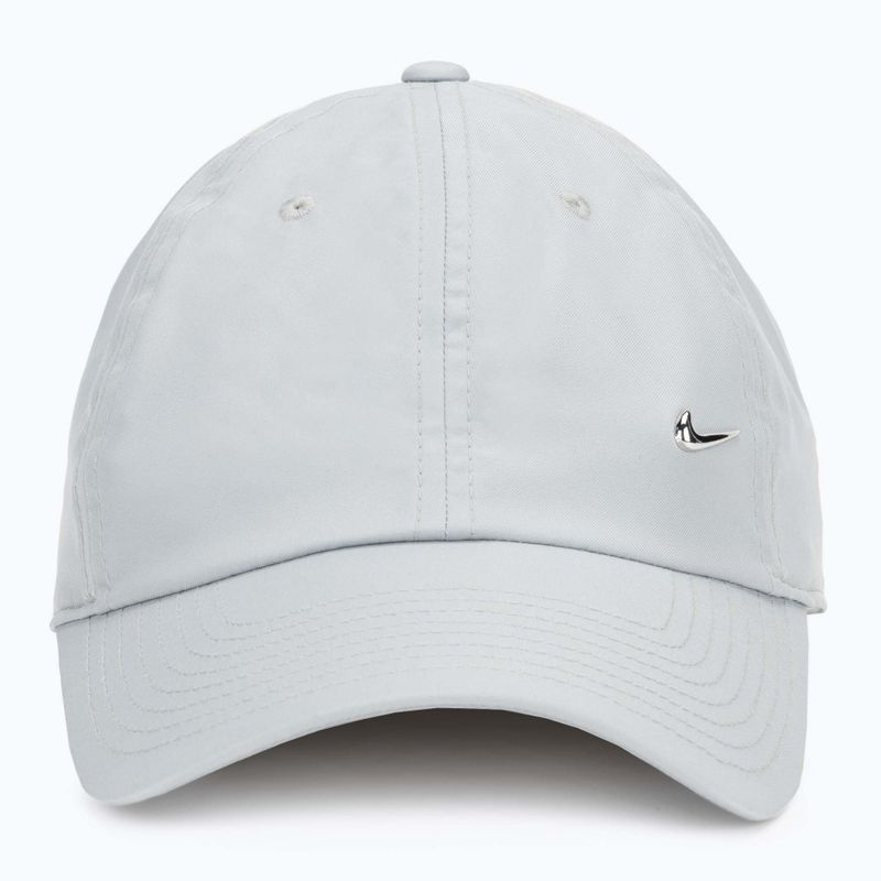 Nike Dri-Fit Club Unstructured Metal Swoosh cap light smoke grey/metallic silver 2