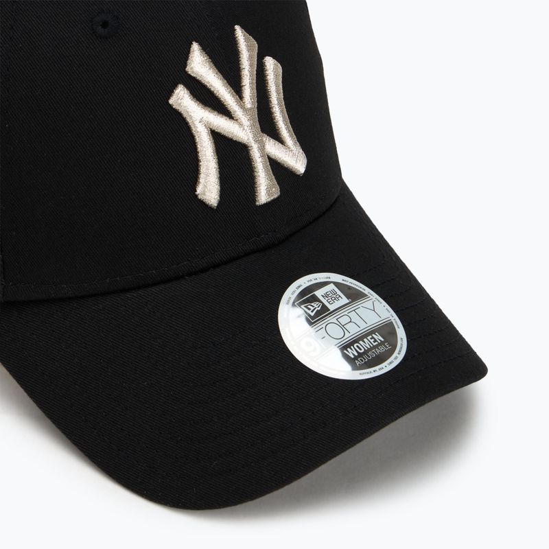 New Era Metallic Logo 9Forty New York Yankees baseball cap black 3