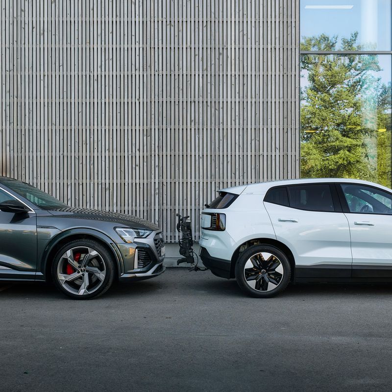 Thule OutPace 2Bike hitch rack black 13