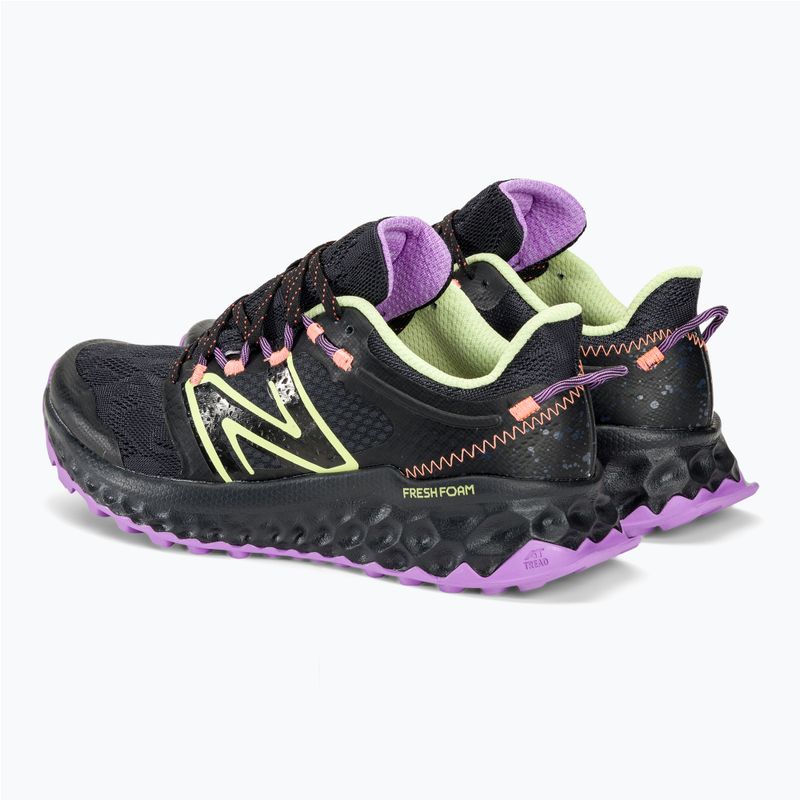 Women's running shoes New Balance Fresh Foam Garoé black 3