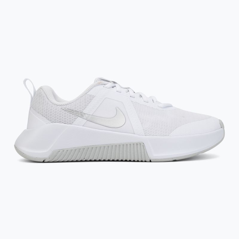 Women's training shoes Nike MC Trainer 3 white/photon dust/metallic platinum 2
