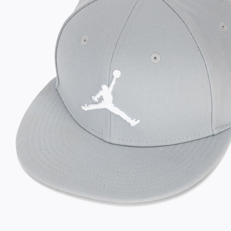 Baseball cap Nike Jordan Jumpman Pro light smoke grey/smoke grey/white 3
