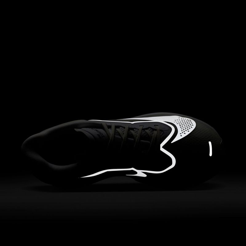 Women's running shoes Nike Zoom Fly 6 white/smoke grey/metallic silver/black 7