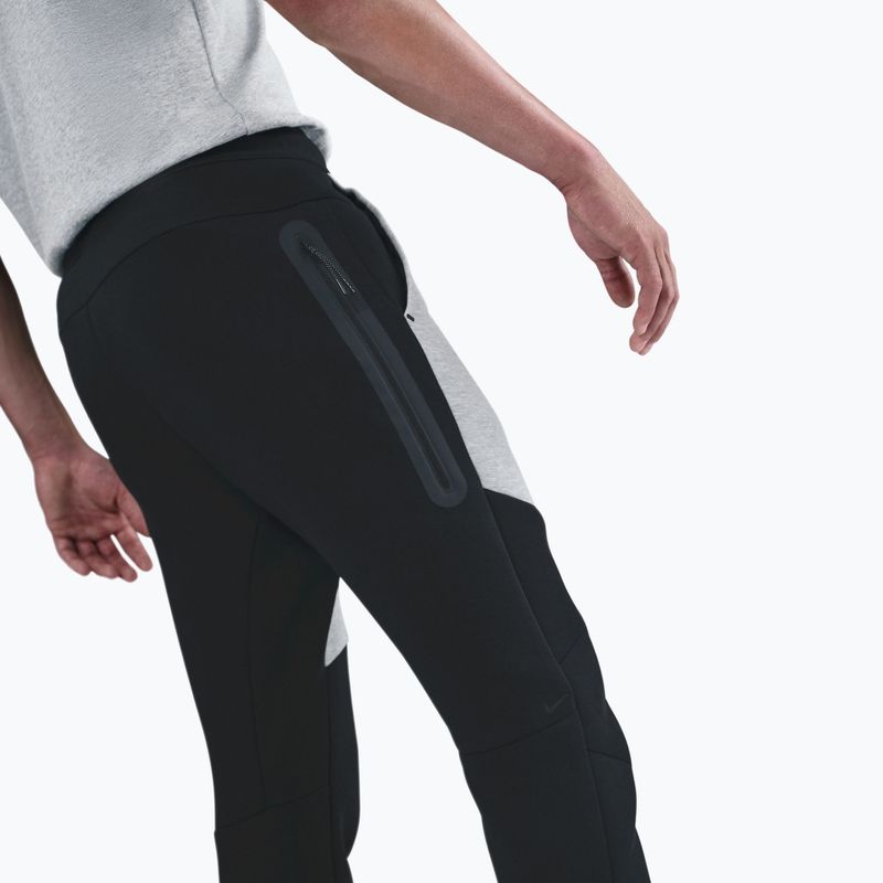 Men's trousers Nike Tech Joggers black/dark grey heather/black 4