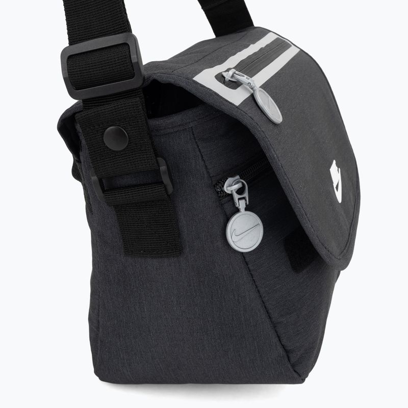 Lunch bag Nike Futura Messenger Lunch 7,5 l black 5