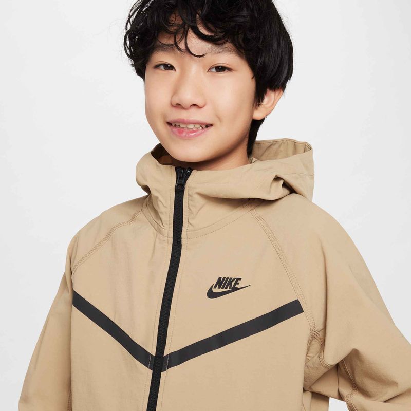 Nike Tech Woven children's jacket parachute beige/parachute beige/black 4