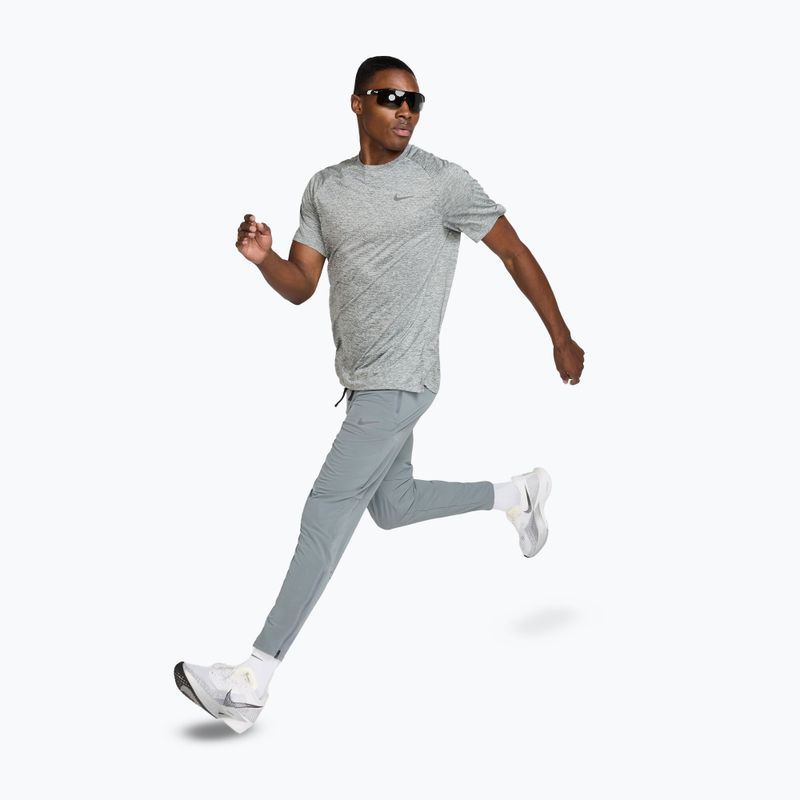 Men's running trousers Nike Stride Dri-Fit Woven smoke grey 2