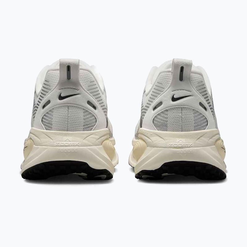 Men's running shoes Nike Vomero 18 summit white/coconut milk/black 4