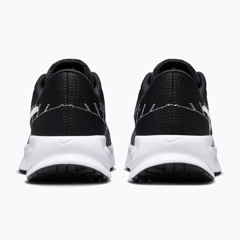 Men's running shoes Nike Run Defy black/white 4